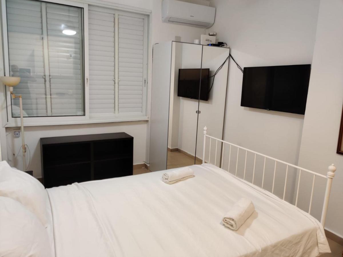 Jerusalem Apartments Bat Yam Exteriör bild