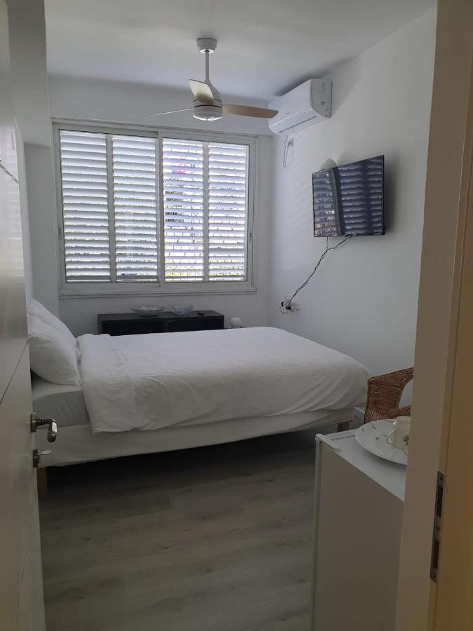 Jerusalem Apartments Bat Yam Exteriör bild